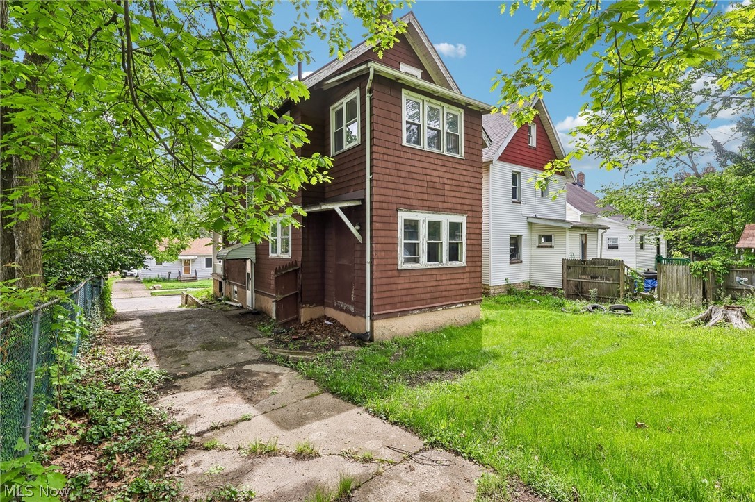 Belle Terrace - Residential