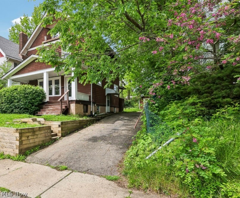 Belle Terrace - Residential