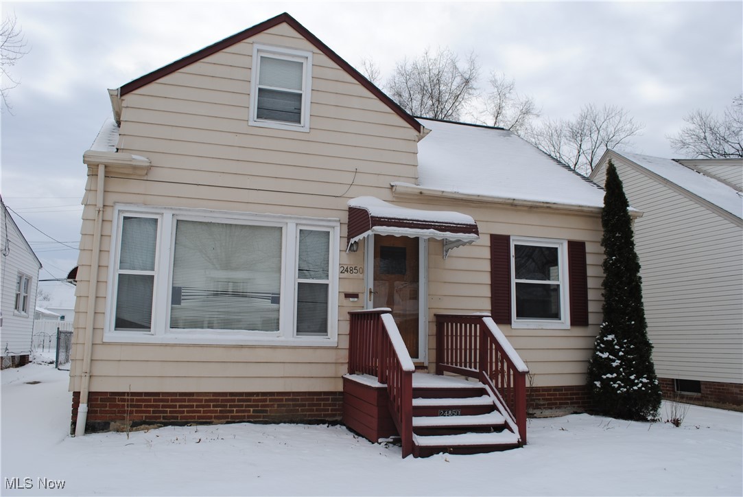Check out this 3 bed 1 bath home in Euclid for rent.  This house features hard wood floors on the first floor.  The kitchen is large and has linoleum floors.  There are 2 bedrooms on the first floor and a very large bedroom on the upper level.  The full basement has plenty of storage space and a large rec room.  There is a two car detached gargae and a fenced backyard.