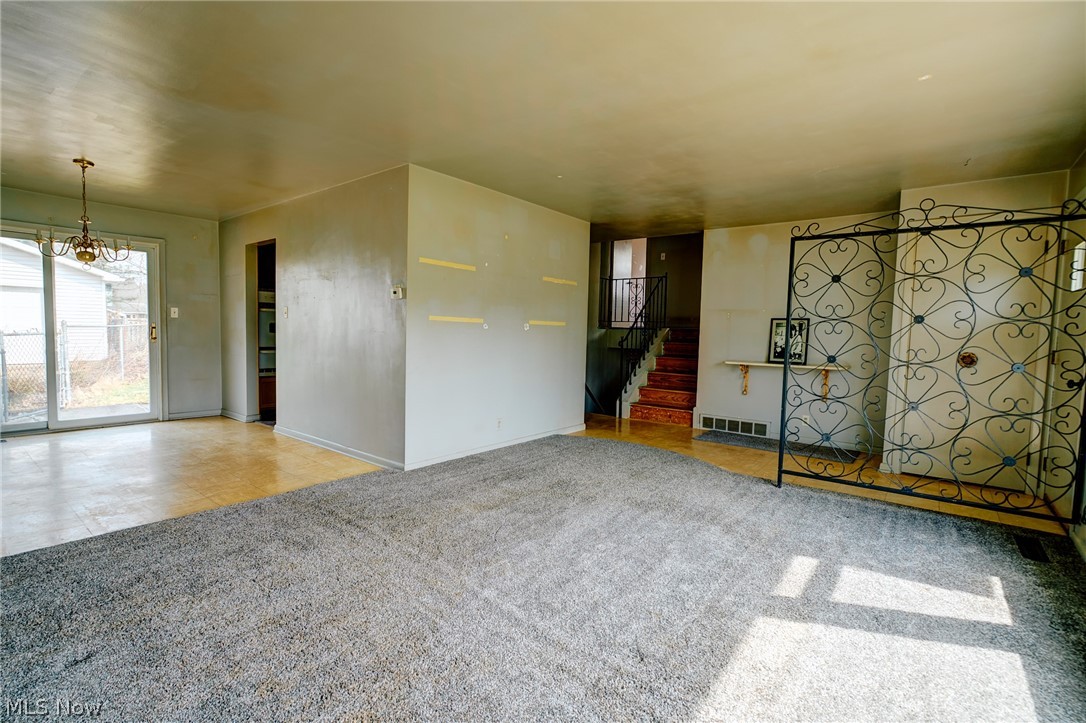 Mayfield/3 - Residential