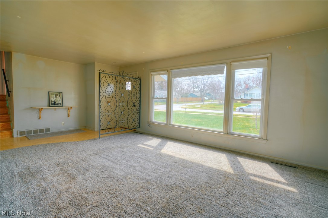 Mayfield/3 - Residential