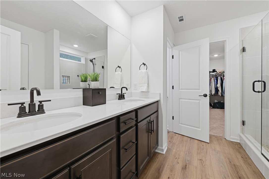JACOBS RIDGE PHASE 3 LOT 106 ALL RN 56901782 - Residential