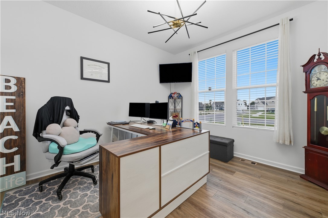 JACOBS RIDGE PHASE 3 LOT 106 ALL RN 56901782 - Residential