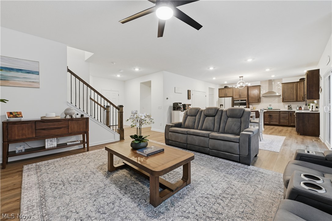 JACOBS RIDGE PHASE 3 LOT 106 ALL RN 56901782 - Residential