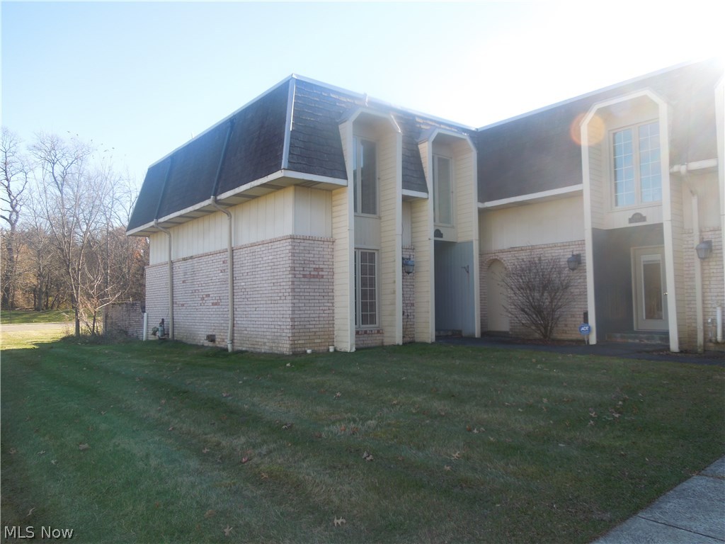 Briarwood Condo - Residential