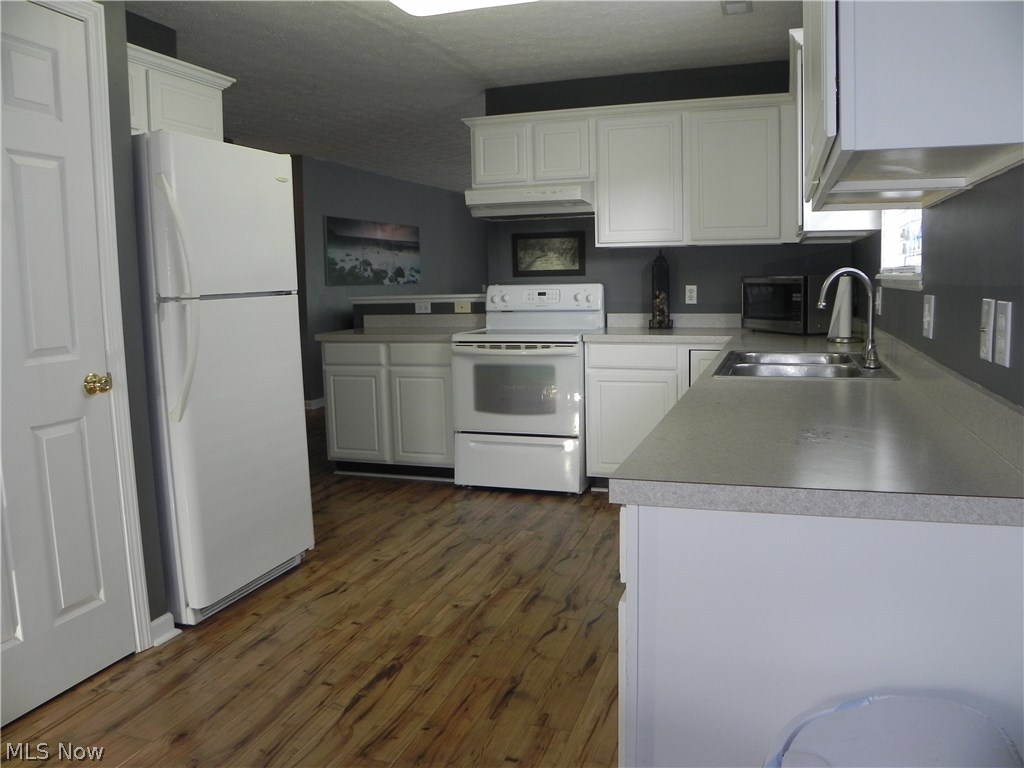 Village/Marsh Crk Condo - Residential