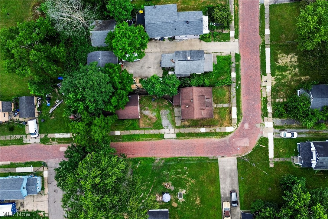 Hillsdale Drive - Residential