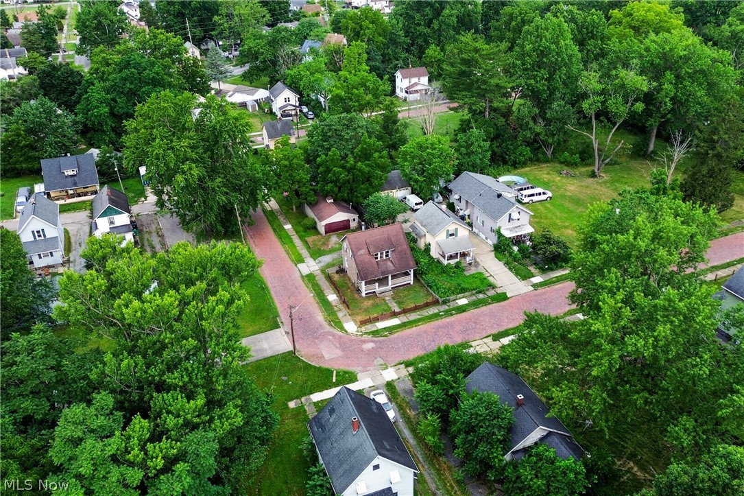 Hillsdale Drive - Residential