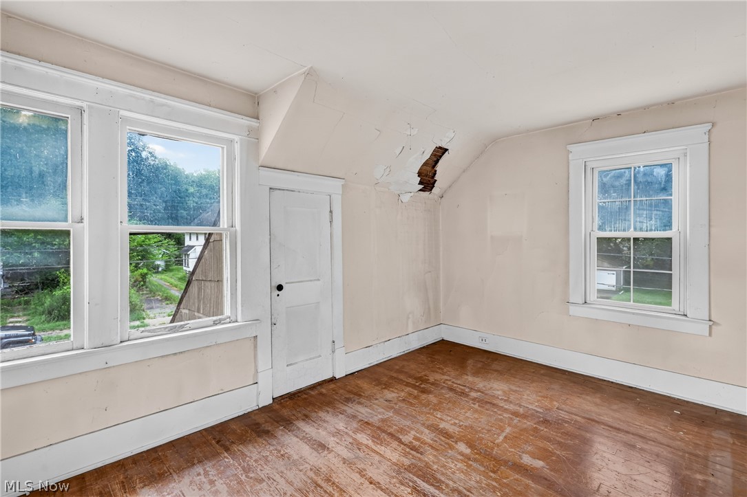Hillsdale Drive - Residential