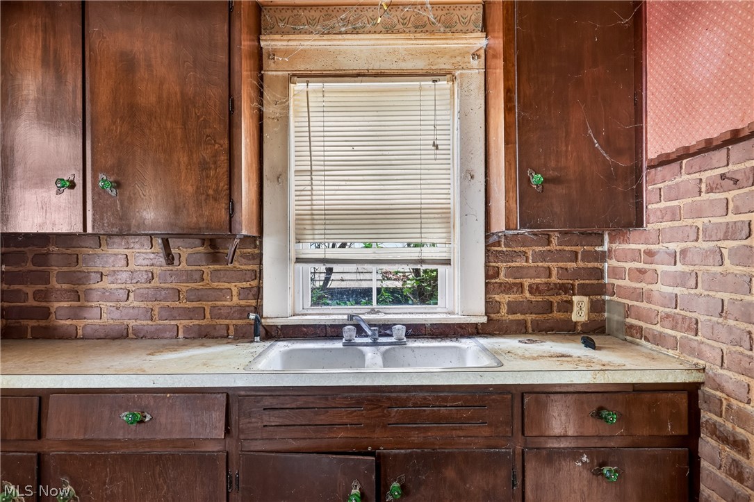 Hillsdale Drive - Residential