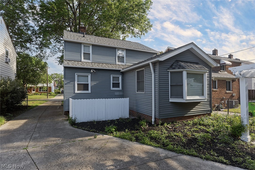 Fairoaks Road - Residential