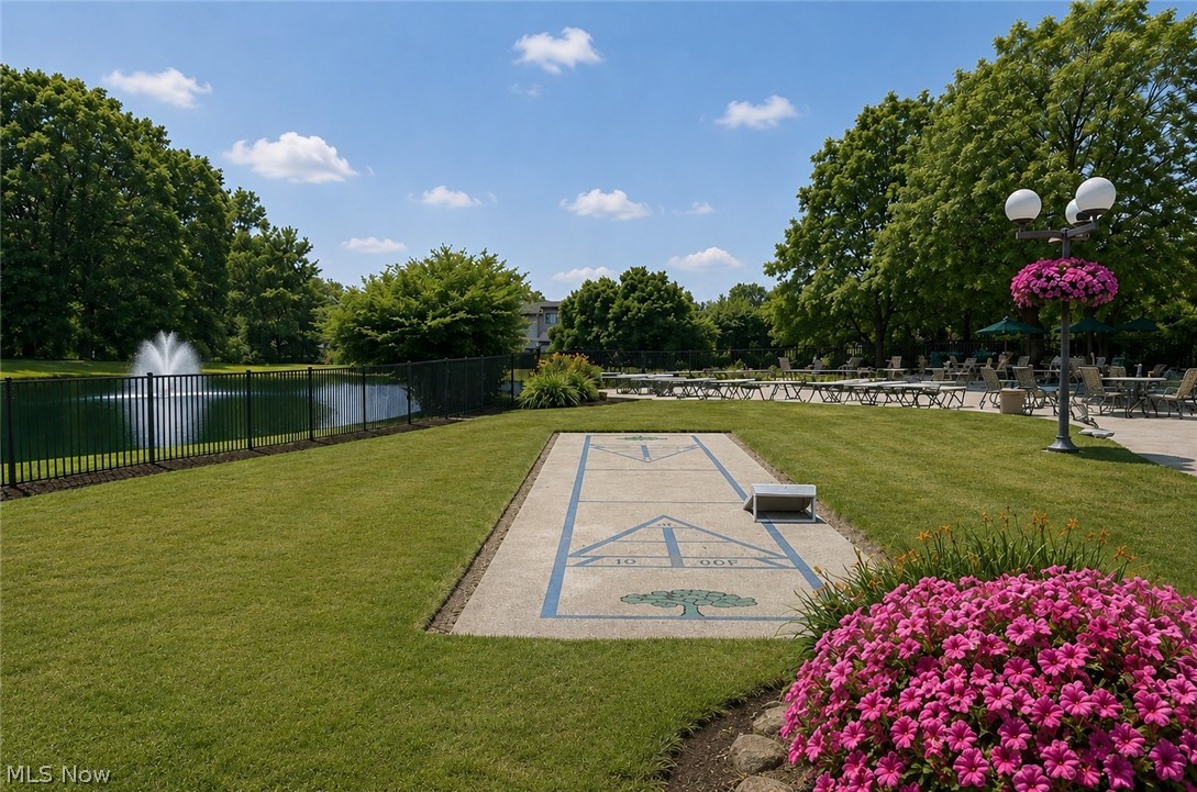 Oak Knolls Condo - Residential