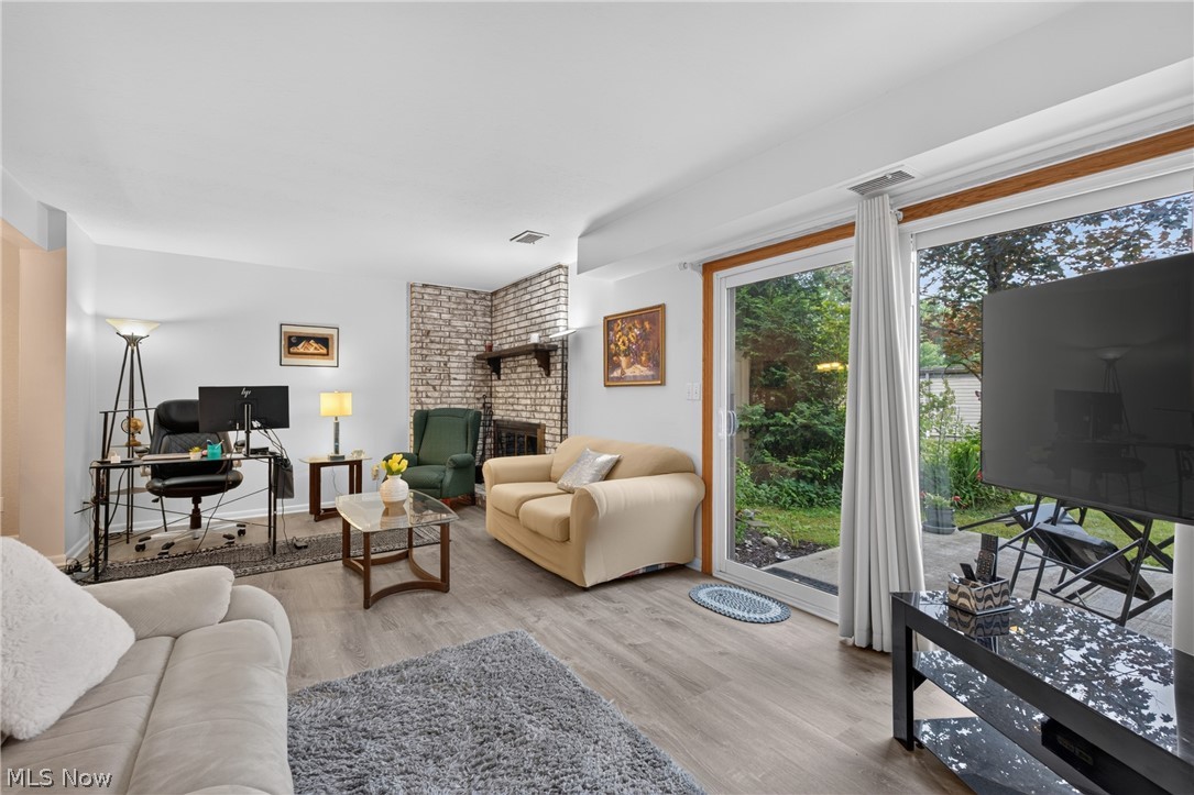 Oak Knolls Condo - Residential