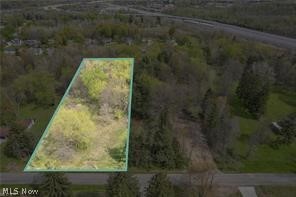 Exceptional opportunity to build your dream home. Award winning Nordonia school district. 
Public utilities at the street. Flat, deep lot, wooded in back, dead end road, quiet country setting close to city amenities. 


Make your appointment today.