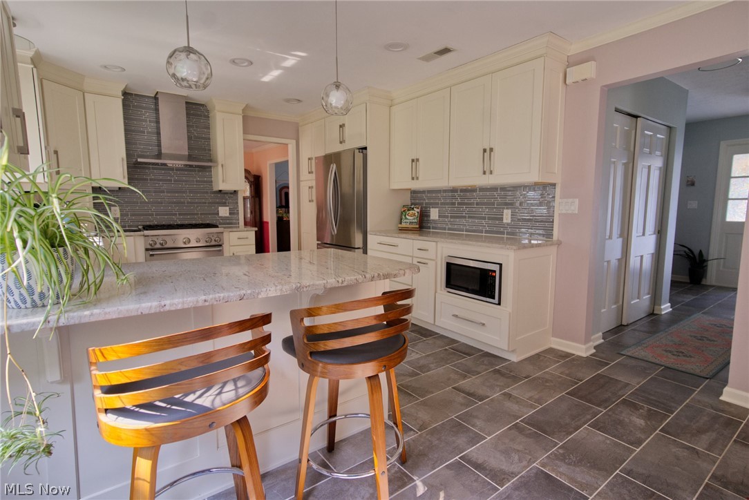 Beachwood Cove - Residential