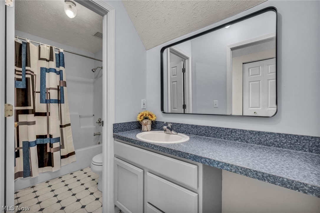 Arbor Park Condo - Residential