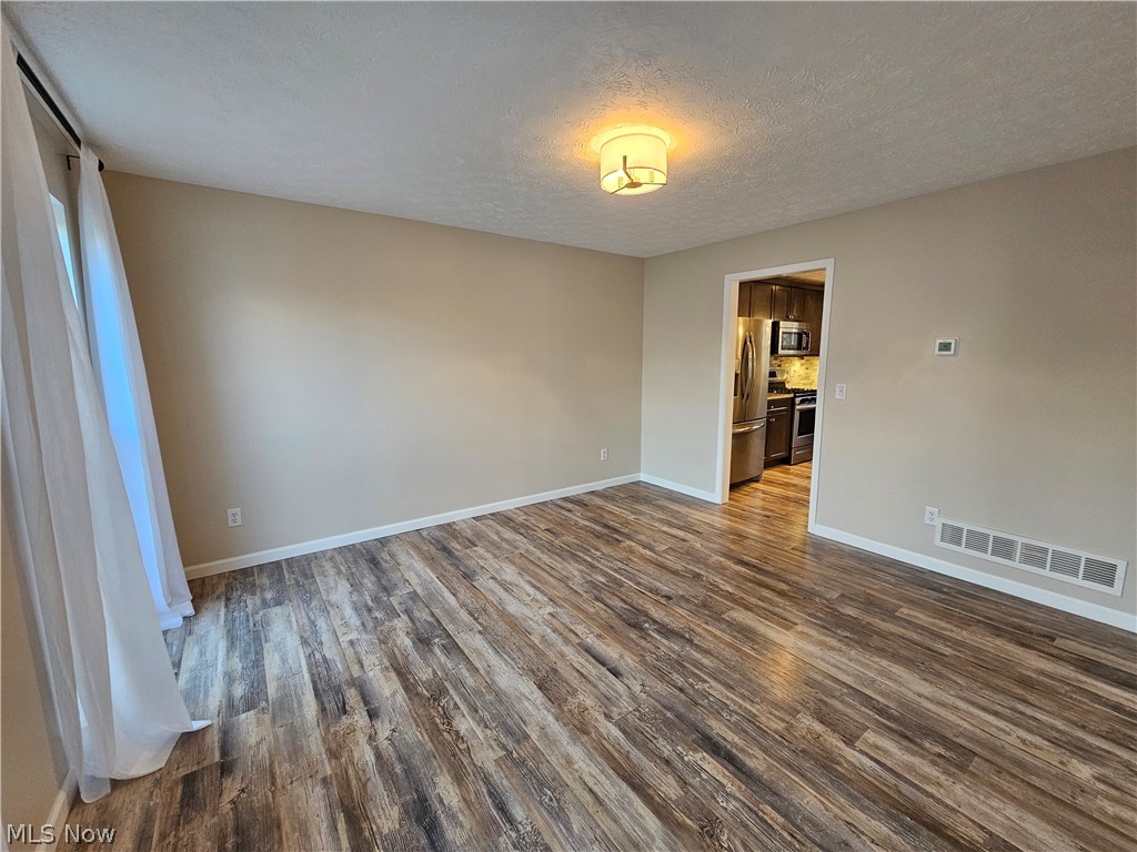 Rolling Brooke Sub Ph 1 - Residential Lease