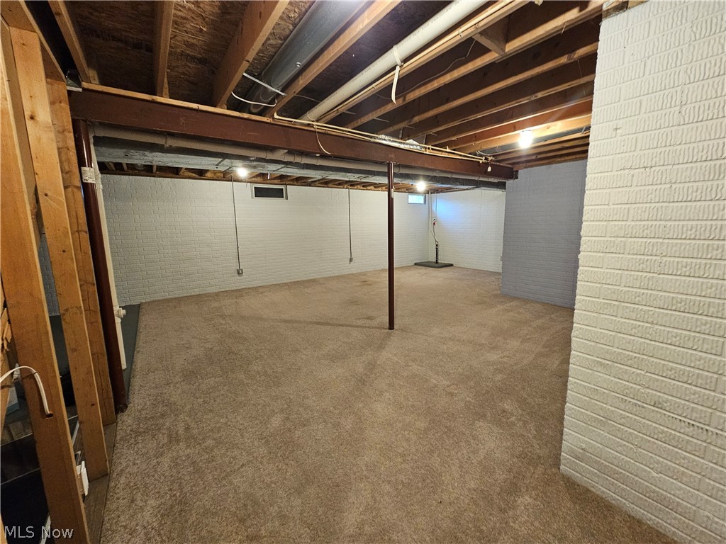 Rolling Brooke Sub Ph 1 - Residential Lease