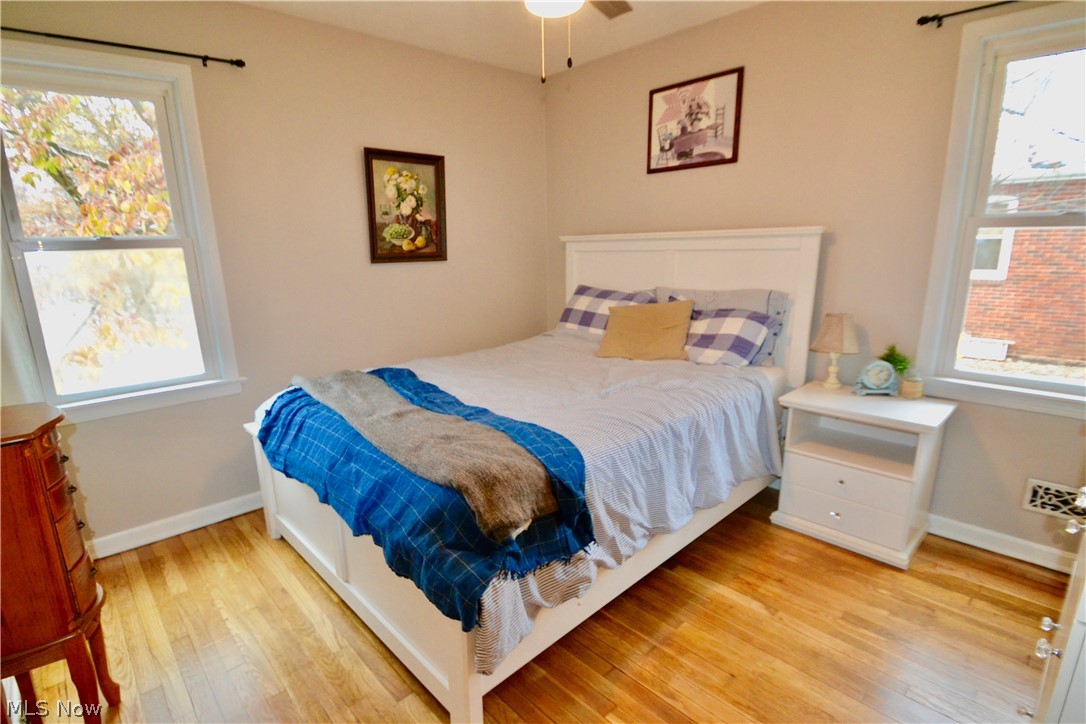 R I Curtis Mccreary-Oakwood Su - Residential