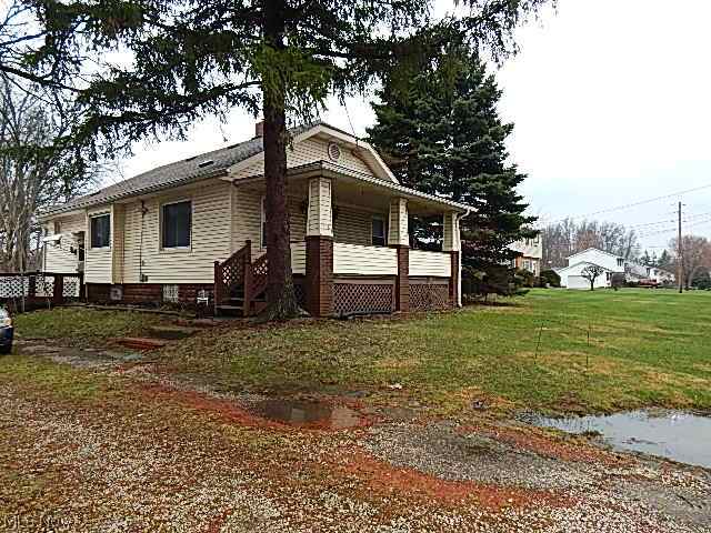 Dont miss this clean 3 bedroom ranch available for rent with a sunny kitchen and formal dining room. This house boasts a large 2 car garage and storage shed as well as a big back yard. New carpet and fresh paint throughout. Great front porch.  We run credit, criminal and eviction  history.  $35 app fee. Pet may be considered for well qualified applicants.