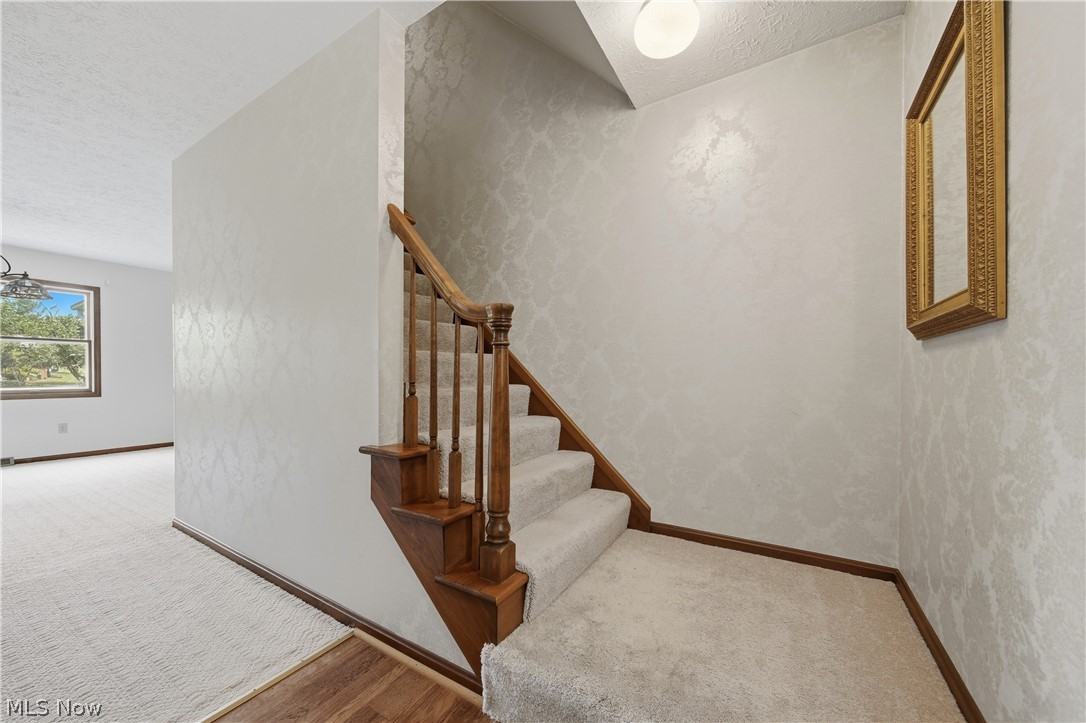 Village/Hartville - Residential