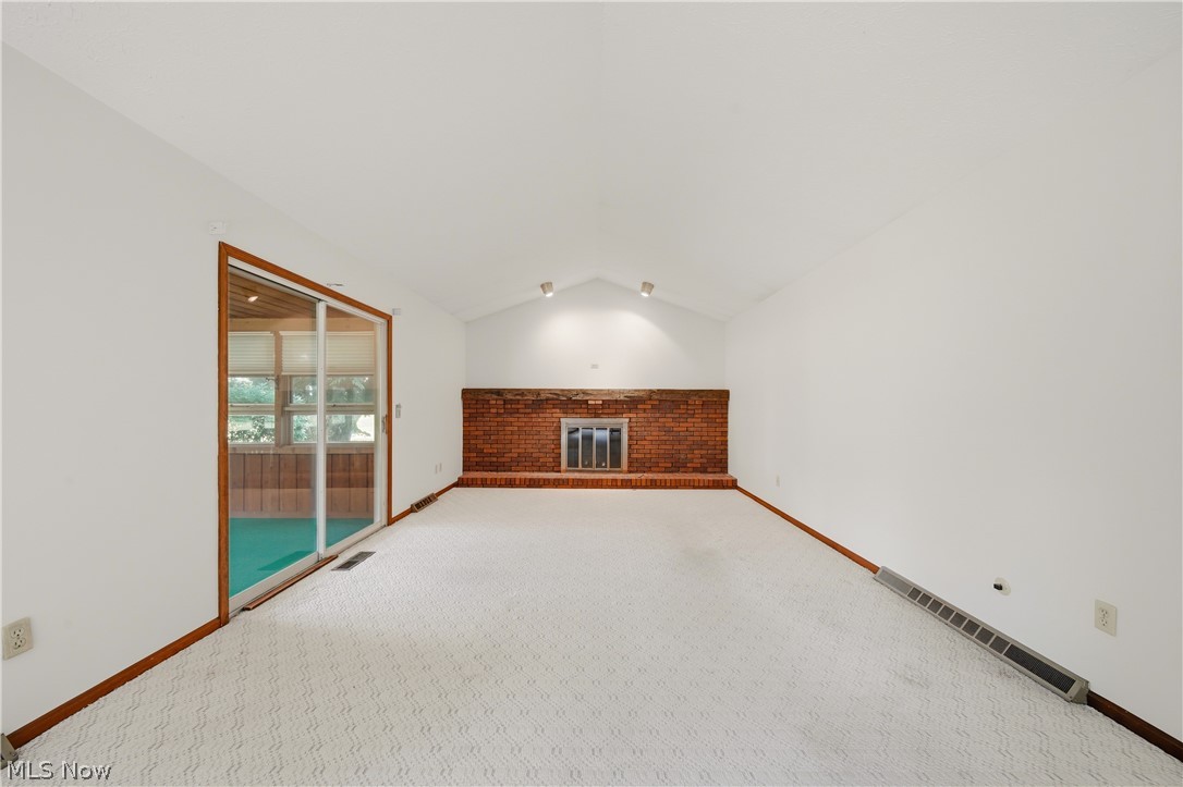 Village/Hartville - Residential