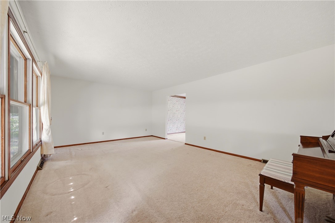 Village/Hartville - Residential