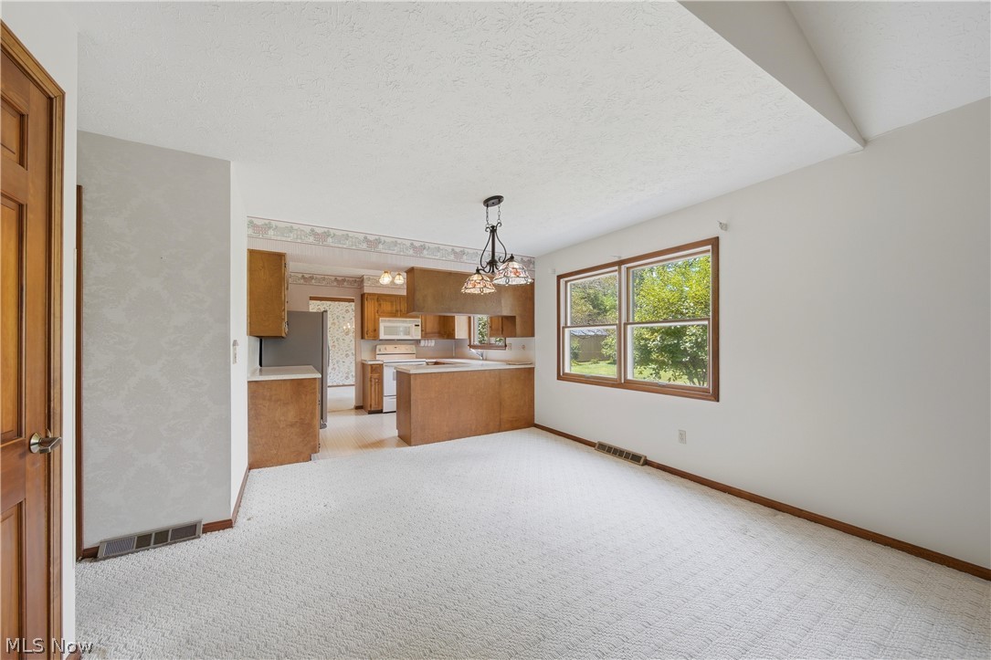 Village/Hartville - Residential