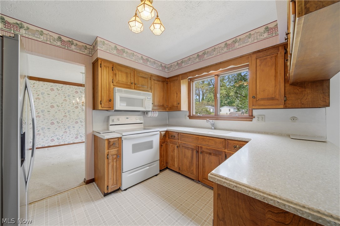 Village/Hartville - Residential