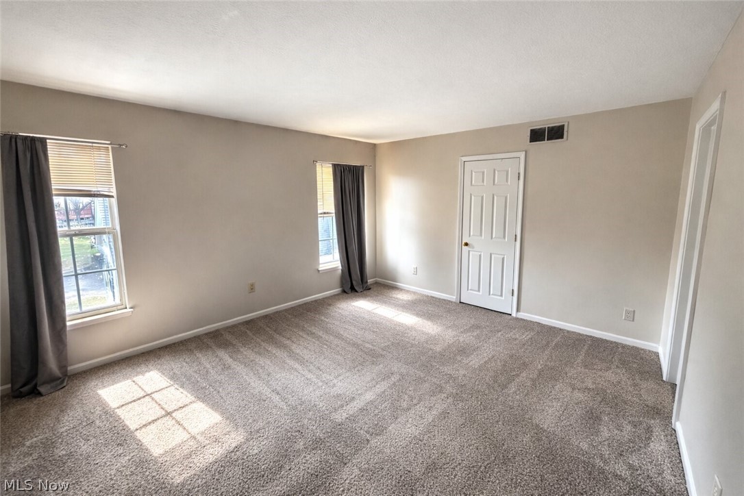 Village/Scioto Mdws Condo - Residential