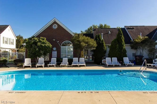 Village/Scioto Mdws Condo - Residential