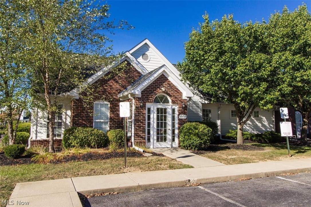 Village/Scioto Mdws Condo - Residential