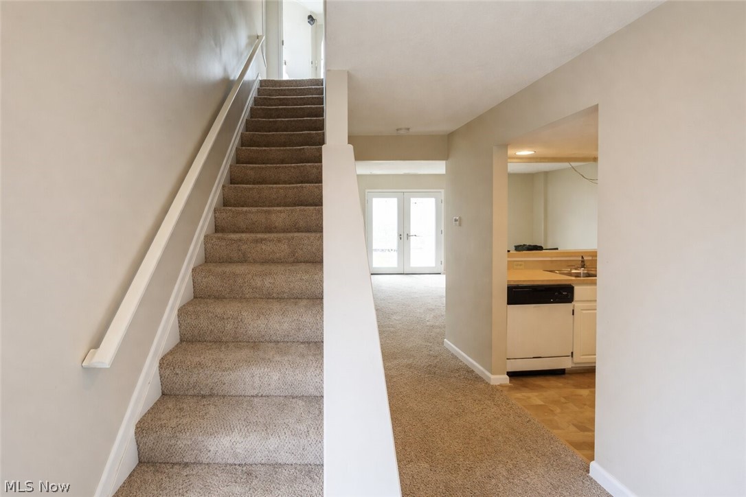 Village/Scioto Mdws Condo - Residential
