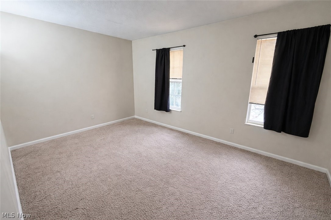 Village/Scioto Mdws Condo - Residential