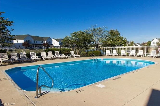 Village/Scioto Mdws Condo - Residential