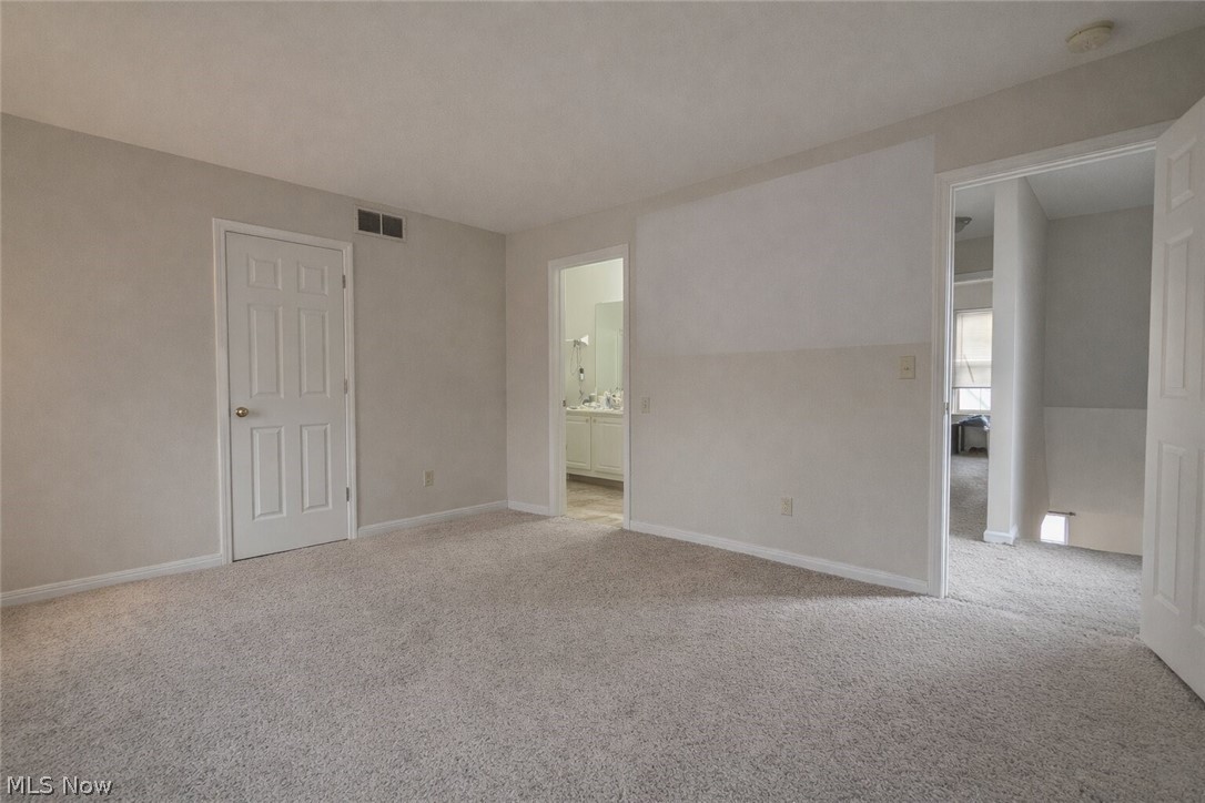 Village/Scioto Mdws Condo - Residential