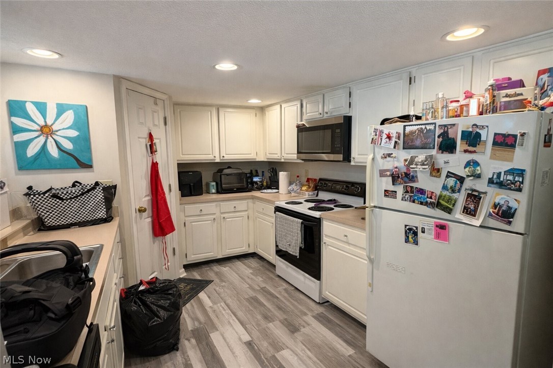 Village/Scioto Mdws Condo - Residential