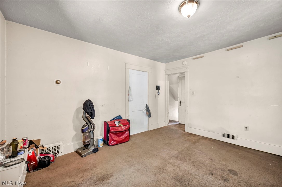 Portage 06 - Residential Income