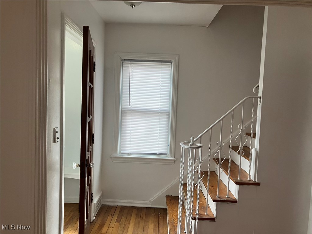 Shaker Heights Improv Cos Su - Residential