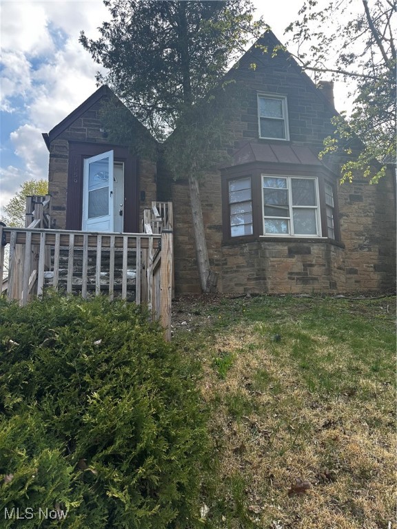 Shaker Heights Improv Cos Su - Residential
