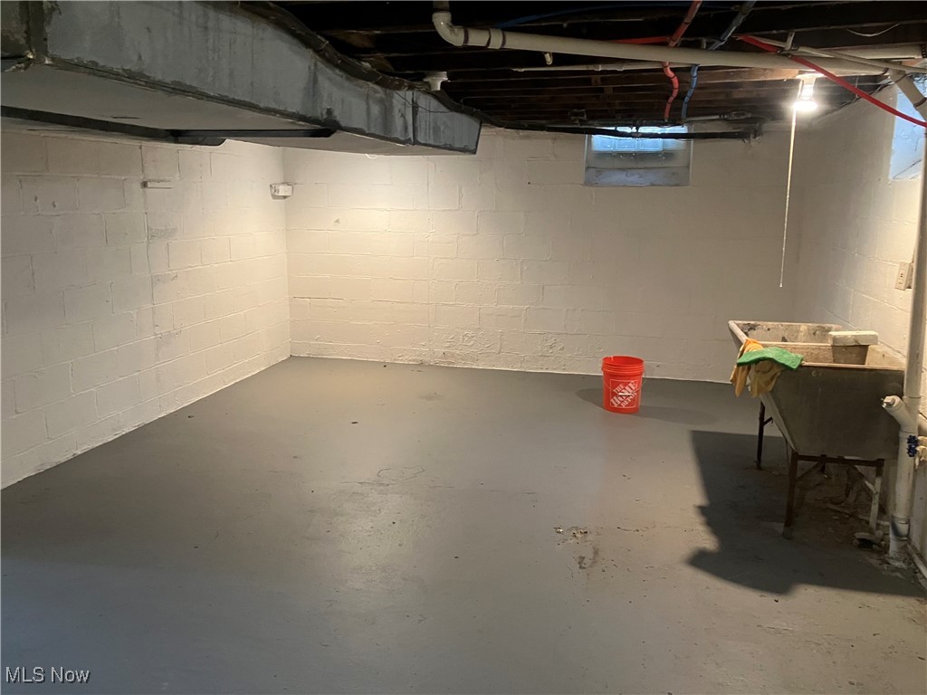 Shaker Heights Improv Cos Su - Residential
