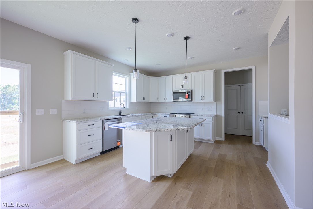 Echo Hill Manor - Residential
