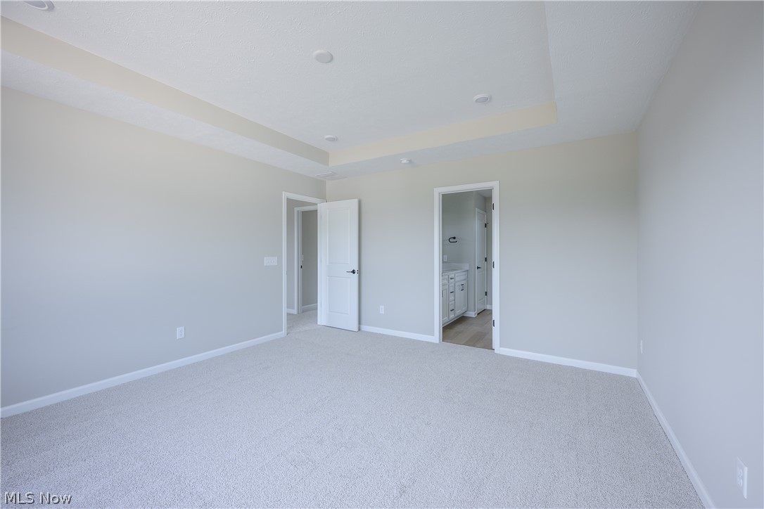 Echo Hill Manor - Residential