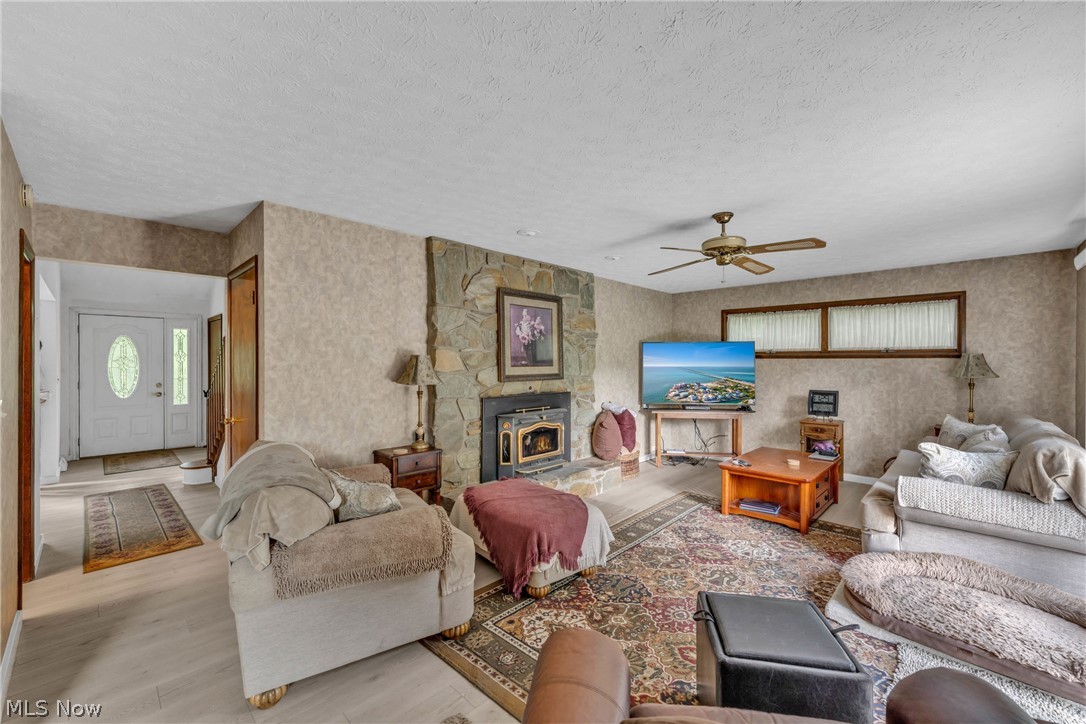 Hickory Ridge Farms - Residential