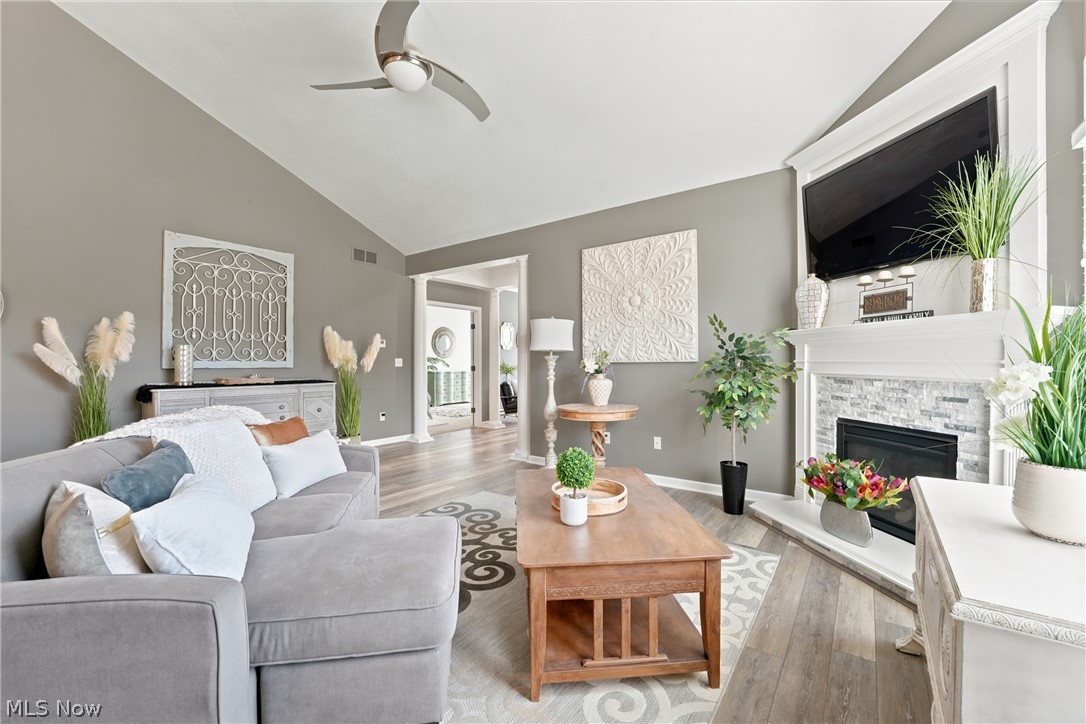 Bradford Greene Condo - Residential