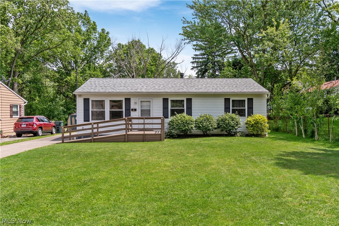 Welcome home to this 3-bedroom Ranch situated on a dead-end street conveniently located near parks, schools, and shopping. This home has a
newer roof (2019), newer siding/shutters/gutters (2019) and driveway which was also redone in 2019. The eat in kitchen lets in plenty of light
and the refrigerator & kitchen flooring are new since 2020. There is access to the backyard and brick paver patio off the kitchen. The 3
bedrooms are located down the hall from the living room and the full bath has a walk-in large shower. The laundry is located on the lower level
and the washer & dryer will convey. There is plenty of additional space for storage or future living space in the basement. Store your mower and
lawn tools out back in the storage shed. This home has been well cared for and is ready for your personal touches to make it yours! Schedule
your showing today.