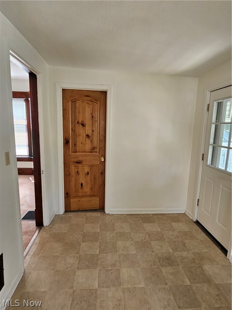 Niles City - Residential