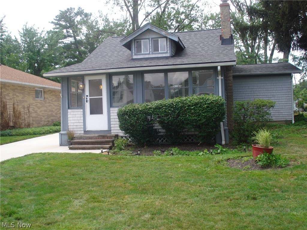 Come and see this adorable home with a enclosed front porch situated on a double lot. The living offers a wood burning fireplace and built ins. We have a new roof and concrete driveway a beautiful well maintained landscape yard with two patio areas and a fire pit. All the kitchen appliance stay. We have two bedrooms on the first floor and one on the second floor with a sitting area. This cozy home can be yours with all of the amenities the city of Mayfield Hts has to offer.
Estate sale  property being sold as is condition.