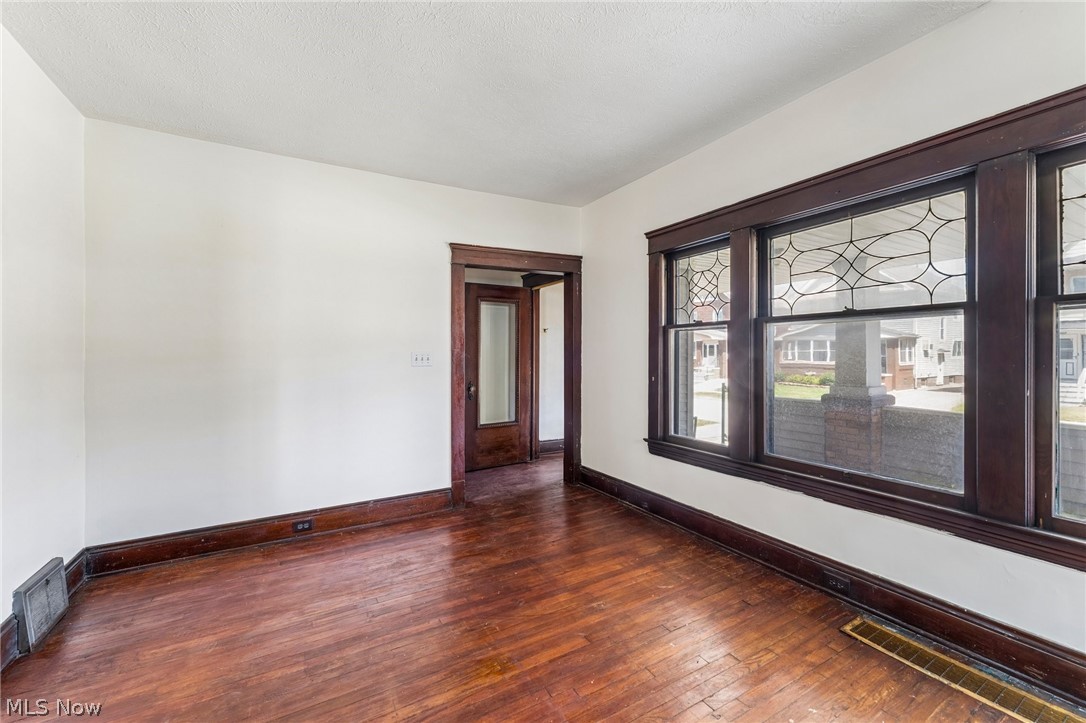 Washington Park - Residential Income