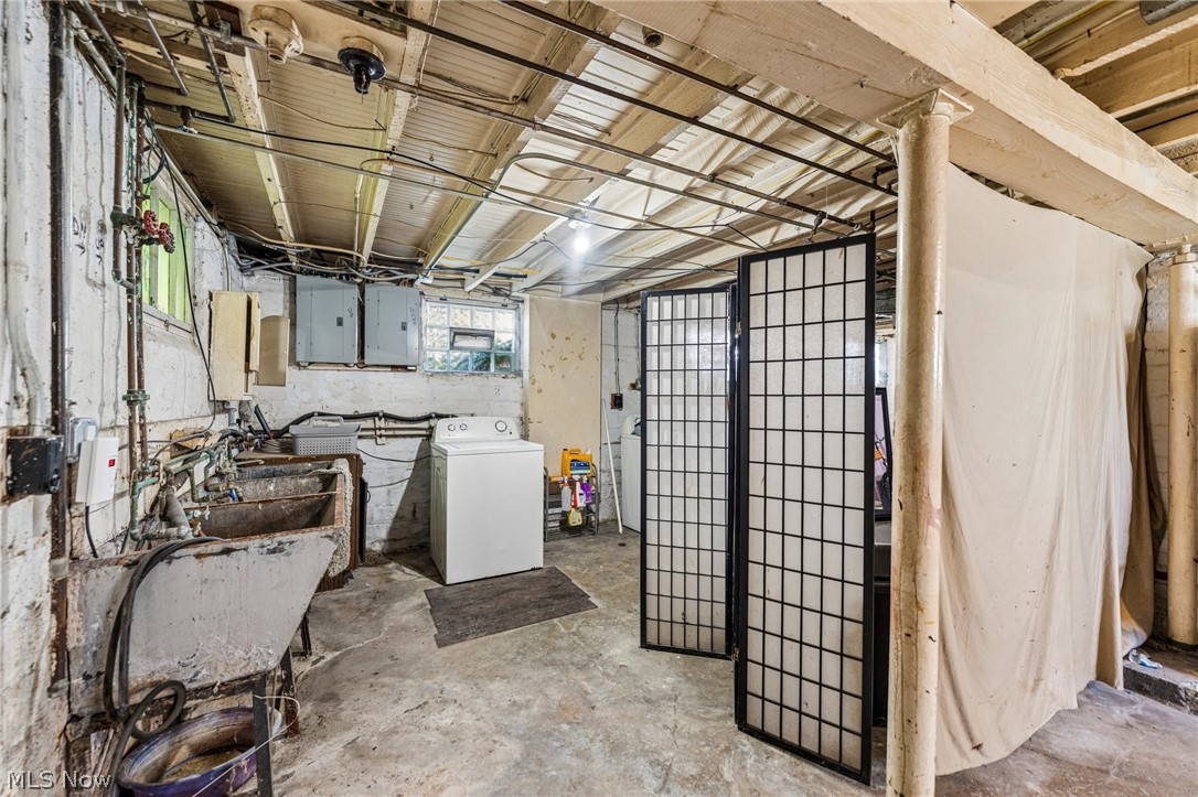 Washington Park - Residential Income